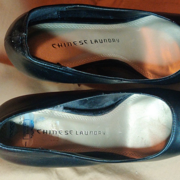 Chinese Laundry Heel Shoes, Black Size 7.5 NWOB - Picture 2 of 6